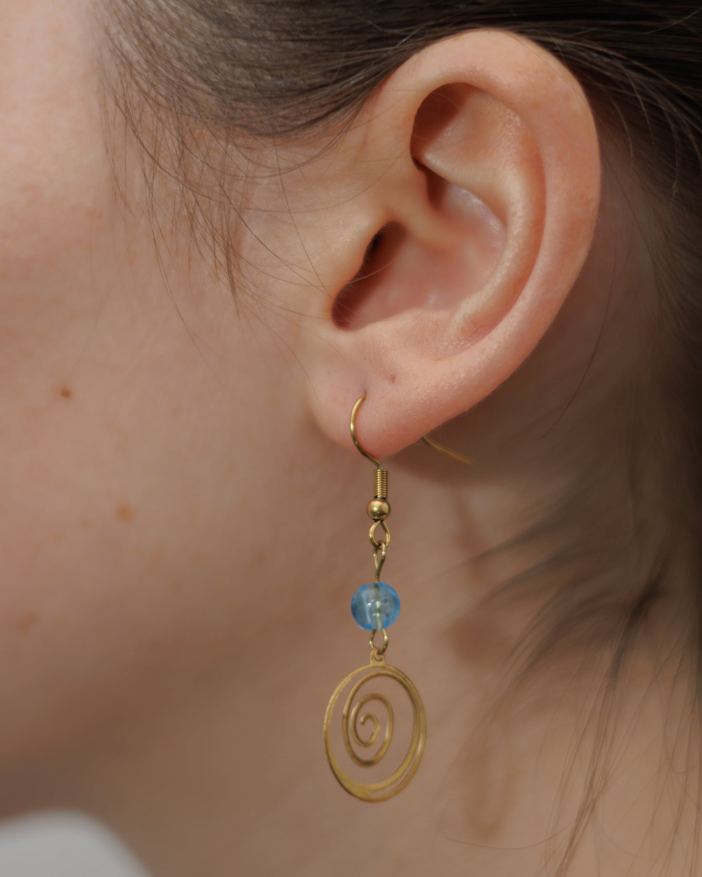 Boucles d'oreille encerclée